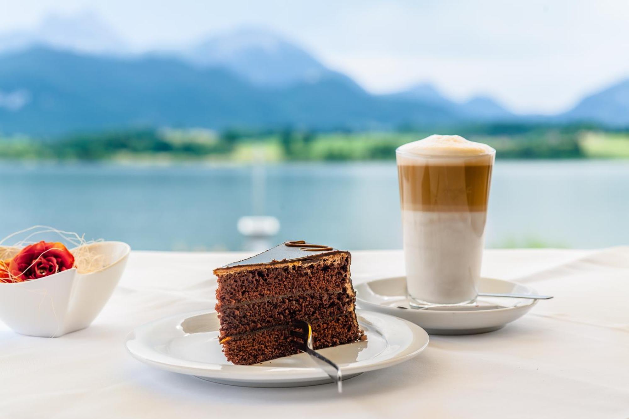Hotel Am Hopfensee 4*