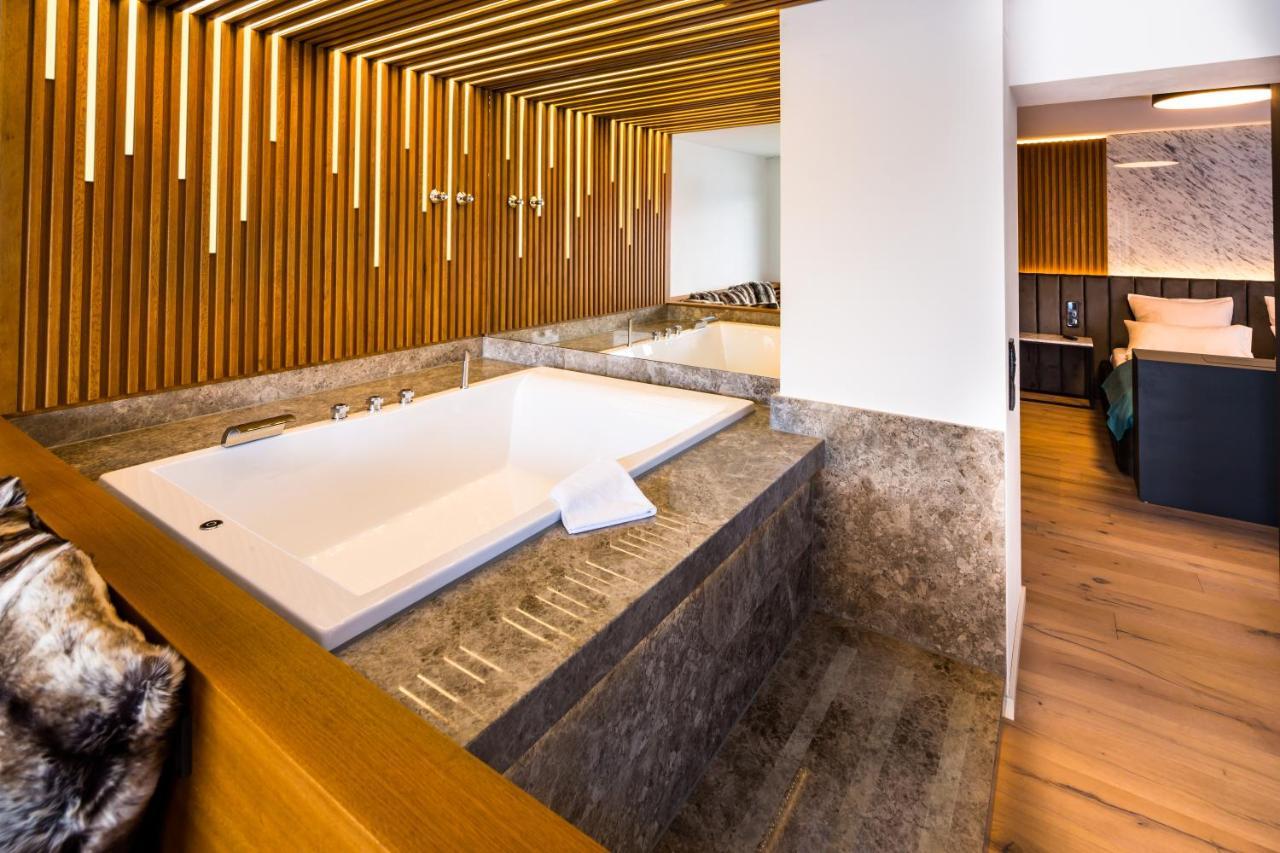 Hotel Am Hopfensee 4*